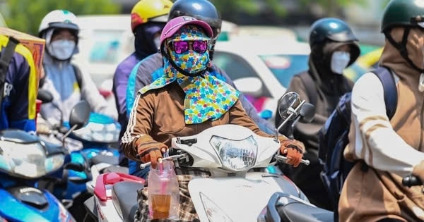 Thời tiết nắng nóng với nhiệt độ cao ở nhiều khu vực trong những ngày vừa qua Thời tiết nắng nóng với nhiệt độ cao ở nhiều khu vực trong những ngày vừa qua
