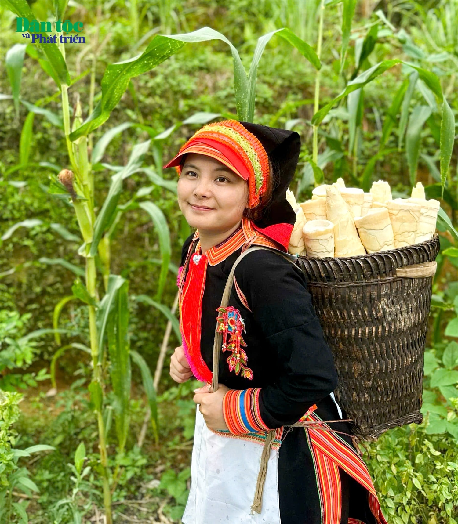Chị Chảo Yến, cô gái người Dao đầu tiên dành học bổng du học Đức Chị Chảo Yến, cô gái người Dao đầu tiên dành học bổng du học Đức