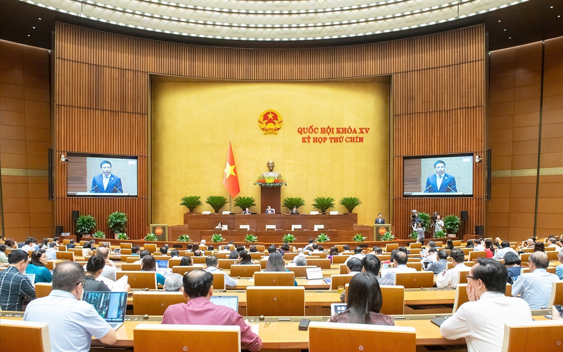 Quang cảnh phiên họp