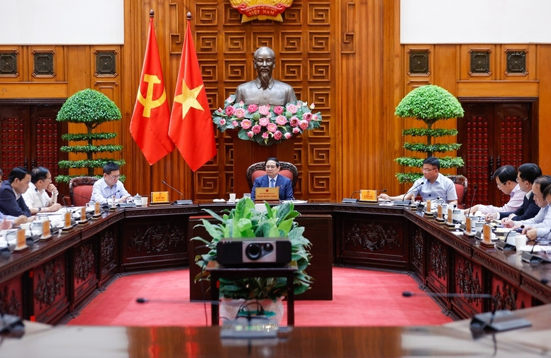 Thủ tướng Phạm Minh Chính chủ trì cuộc họp về kế hoạch hành động xây dựng và phát triển ngành ngoại giao tới năm 2030 và tầm nhìn 2045 - Ảnh: VGP/Nhật Bắc