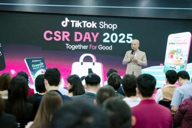 Đại diện TikTok Việt Nam và các đối tác chia sẻ tại phiên thảo luận Hàng Việt vươn mình trong kỷ nguyên số. (Ảnh: TL)