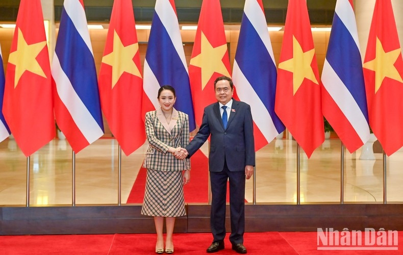 Chủ tịch Quốc hội Trần Thanh Mẫn và Thủ tướng Thái Lan Paetongtarn Shinawatra. (Ảnh: DUY LINH)