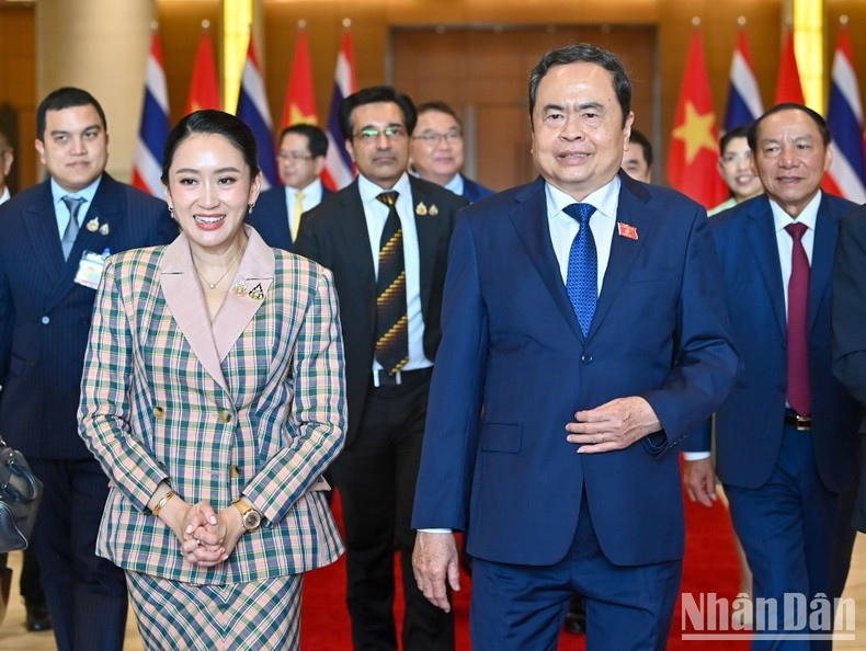 Chủ tịch Quốc hội Trần Thanh Mẫn và Thủ tướng Thái Lan Paetongtarn Shinawatra. (Ảnh: DUY LINH)
