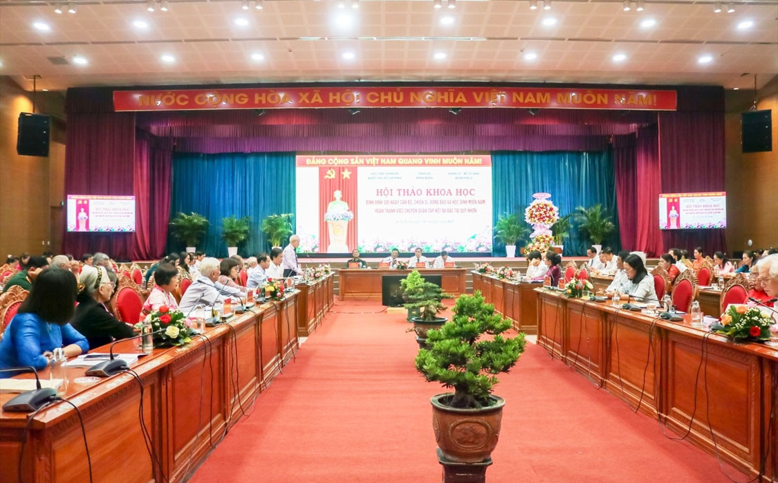 Hội thảo khoa học “Bình Định 300 ngày cán bộ, chiến sĩ, đồng bào và học sinh miền Nam hoàn thành việc chuyển quân tập kết ra Bắc” 