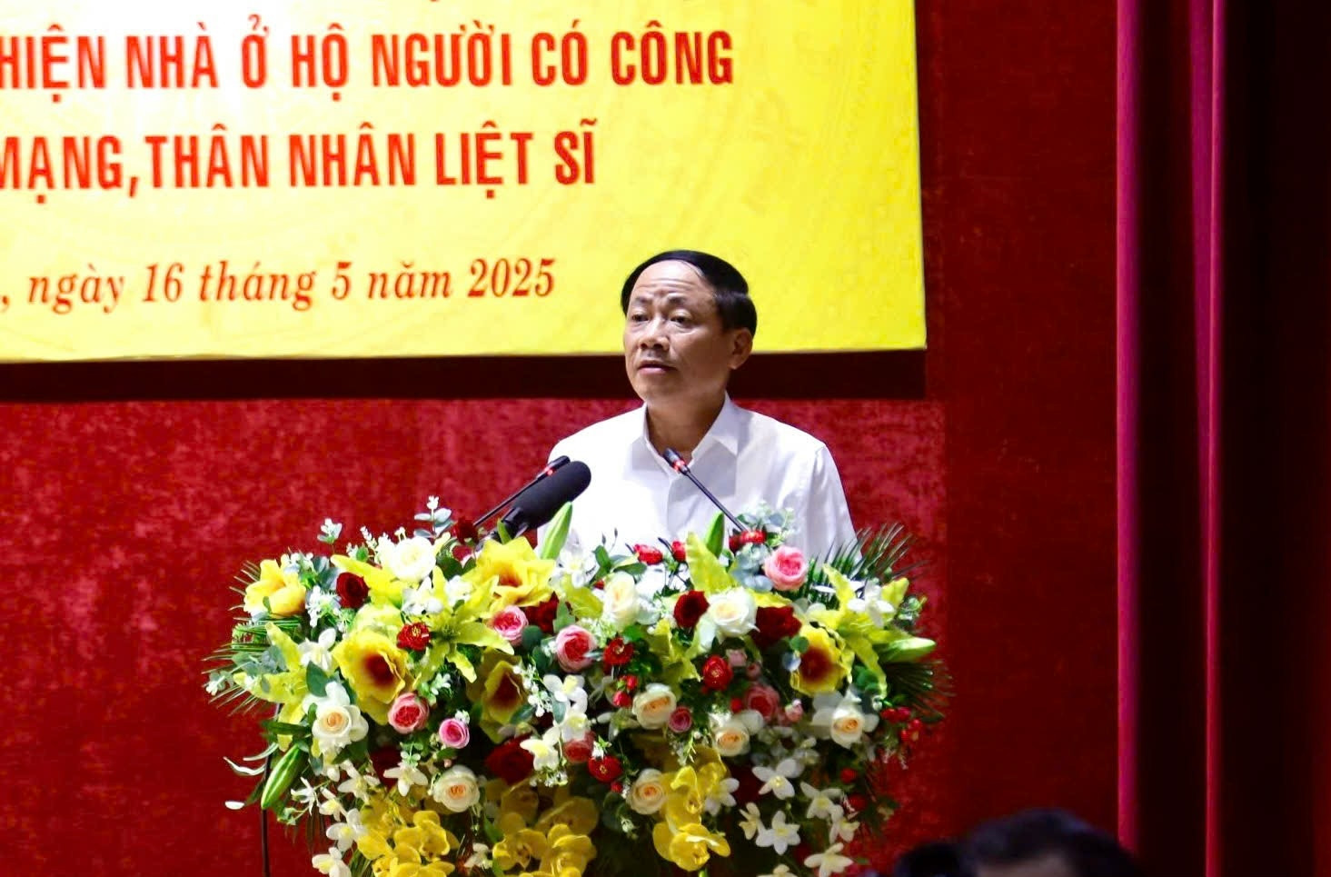 Ông Phạm Anh Tuấn, Chủ tịch UBND tỉnh Bình Định phát biểu tại buổi lễ Ông Phạm Anh Tuấn, Chủ tịch UBND tỉnh Bình Định phát biểu tại buổi lễ