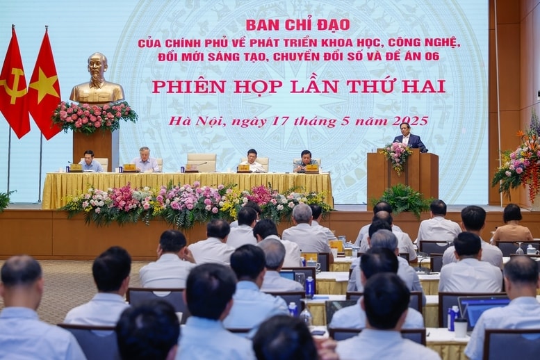 Thủ tướng Phạm Minh Chính chủ trì Phiên họp Ban Chỉ đạo của Chính phủ về phát triển khoa học công nghệ, đổi mới sáng tạo, chuyển đổi số và Đề án 06 