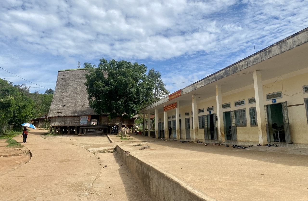 Người dân làng Kon Teo Đăk Lấp mong muốn được giữ lại nhà rông làng Kon Teo (cũ), bởi nhà rông gắn bó từ thời điểm lập làng năm 1976