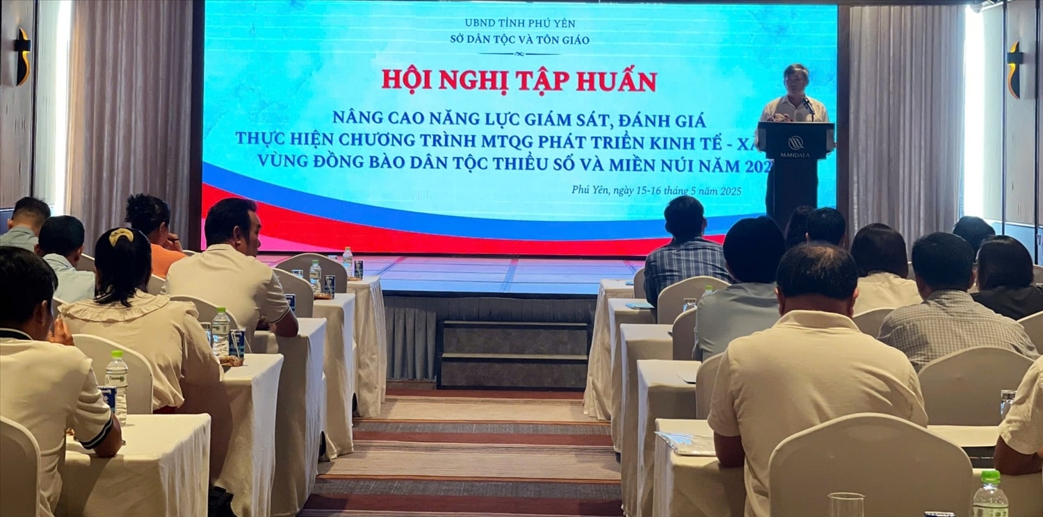 Có 150 đại biểu tham dự lớp Tập huấn, nâng cao năng lực giám sát Chương trình MTQG 1719