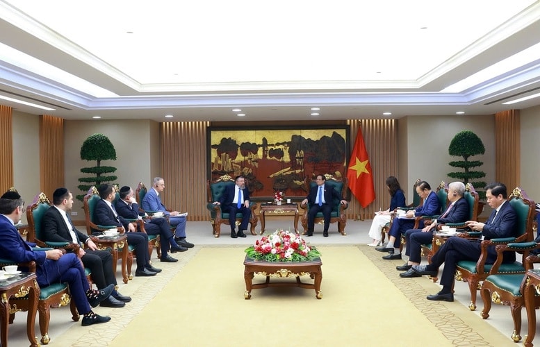 Theo Bộ trưởng Yoav Ben Tzur, Israel hiện là một trong những quốc gia đảm bảo quyền lợi tốt nhất cho lao động nước ngoài và ngày càng có nhiều lao động đến từ các nước lựa chọn Israel là điểm đến - Ảnh: VGP/Nhật Bắc