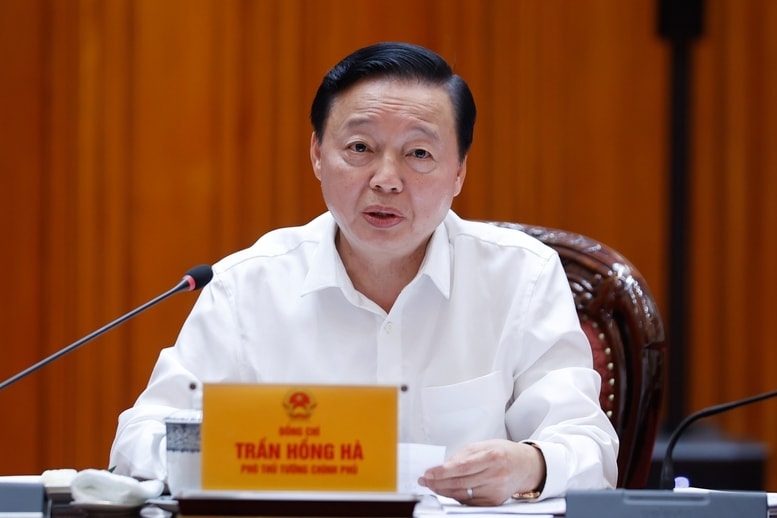Phó Thủ tướng Trần Hồng Hà phát biểu tại cuộc họp - Ảnh: VGP/Nhật Bắc Phó Thủ tướng Trần Hồng Hà phát biểu tại cuộc họp - Ảnh: VGP/Nhật Bắc