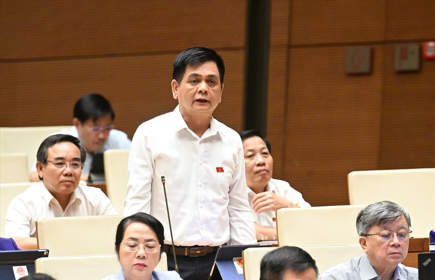 Đại biểu Nguyễn Lâm Thành (Đoàn ĐBQH tỉnh Thái Nguyên)