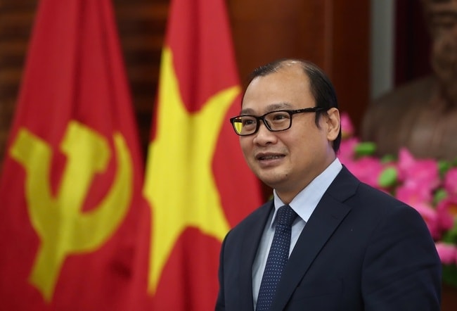 Thứ trưởng Thường trực Bộ Văn hóa, Thể thao và Du lịch Lê Hải Bình phát biểu tại lễ phát động Giải thưởng.