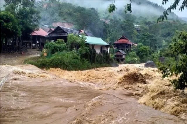 Nhiều khu vực có nguy cơ cao lũ quét do mưa lớn