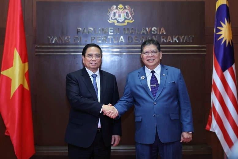 Thủ tướng Phạm Minh Chính hội kiến với Chủ tịch Hạ viện Malaysia Dato' Johari Bin Abdul - Ảnh: VGP/Nhật Bắc
