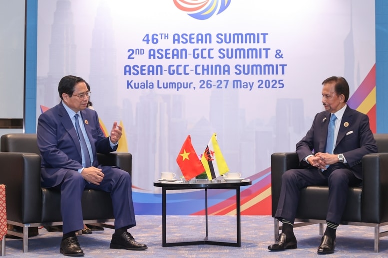 Thủ tướng Phạm Minh Chính đề nghị Brunei tiếp tục tạo điều kiện thuận lợi cho các doanh nghiệp Việt Nam hợp tác kinh doanh trong lĩnh vực dầu khí, hoá chất, lương thực - Ảnh: VGP/Nhật Bắc