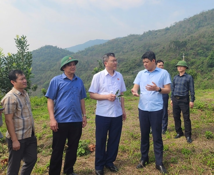 Đoàn công tác của Hội đồng Dân tộc của Quốc hội kiểm tra việc thực hiện Chương trình  phát triển kinh tế -xã hội vùng đồng bào DTTS và miền núi tại Điện Biên