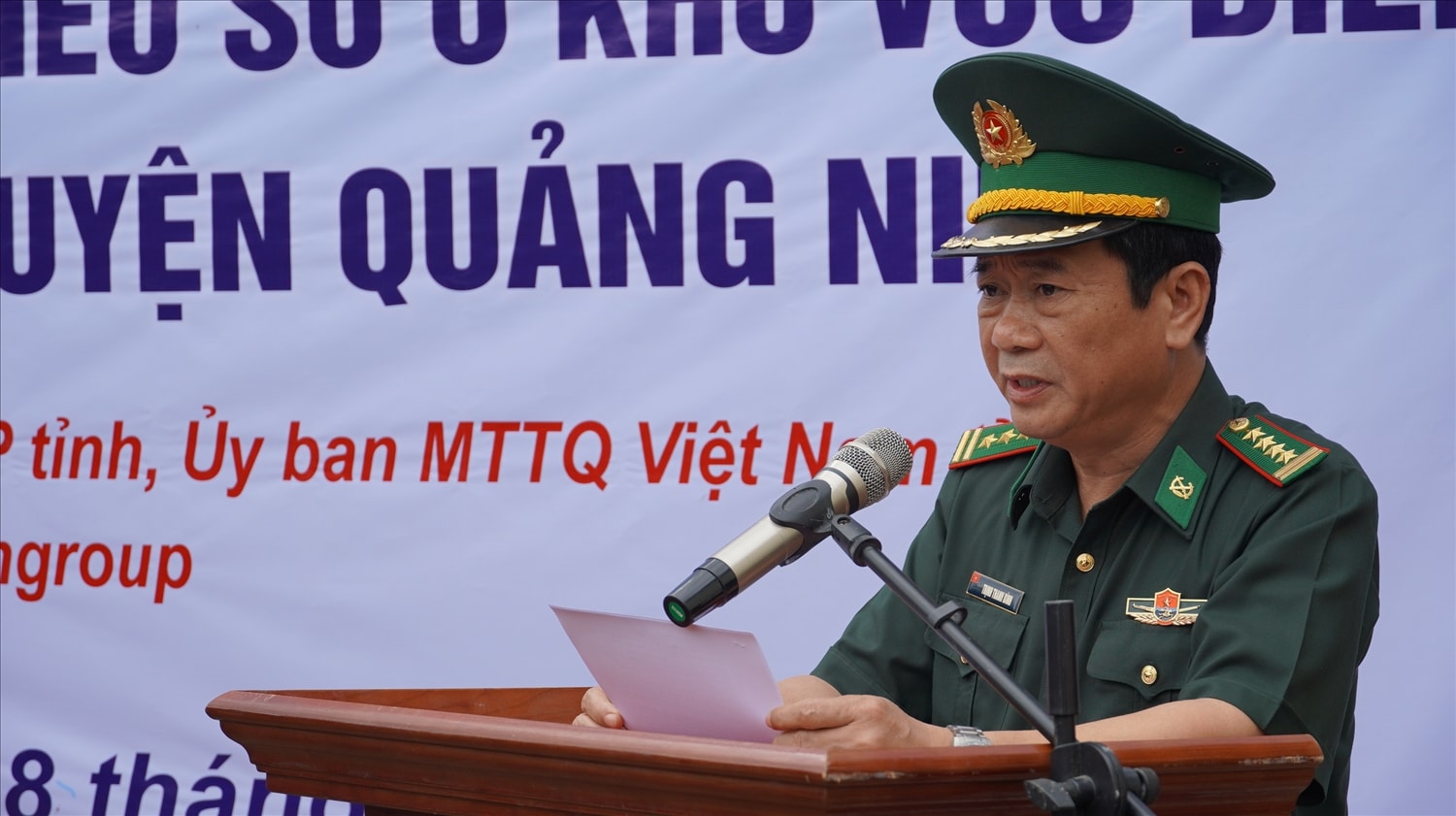 Đại tá Trịnh Thanh Bình, Tỉnh ủy viên, Chỉ huy trưởng Bộ Chỉ huy BĐBP tỉnh phát biểu tại Lễ khởi công