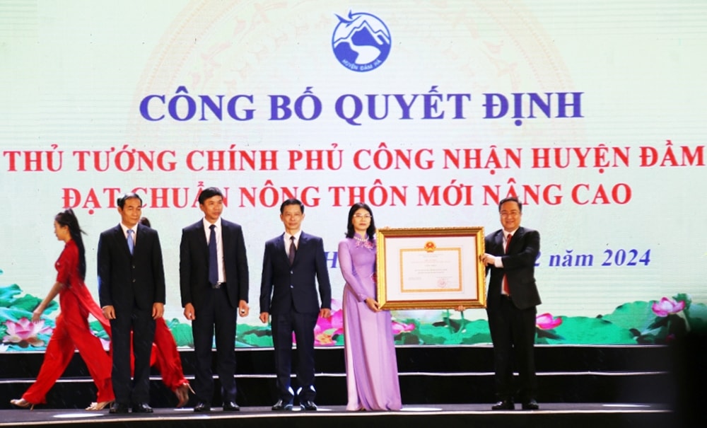 Đầm Hà là huyện đầu tiên trong cả nước được Thủ tướng Chính phủ công nhận huyện đạt chuẩn Nông thôn mới nâng cao