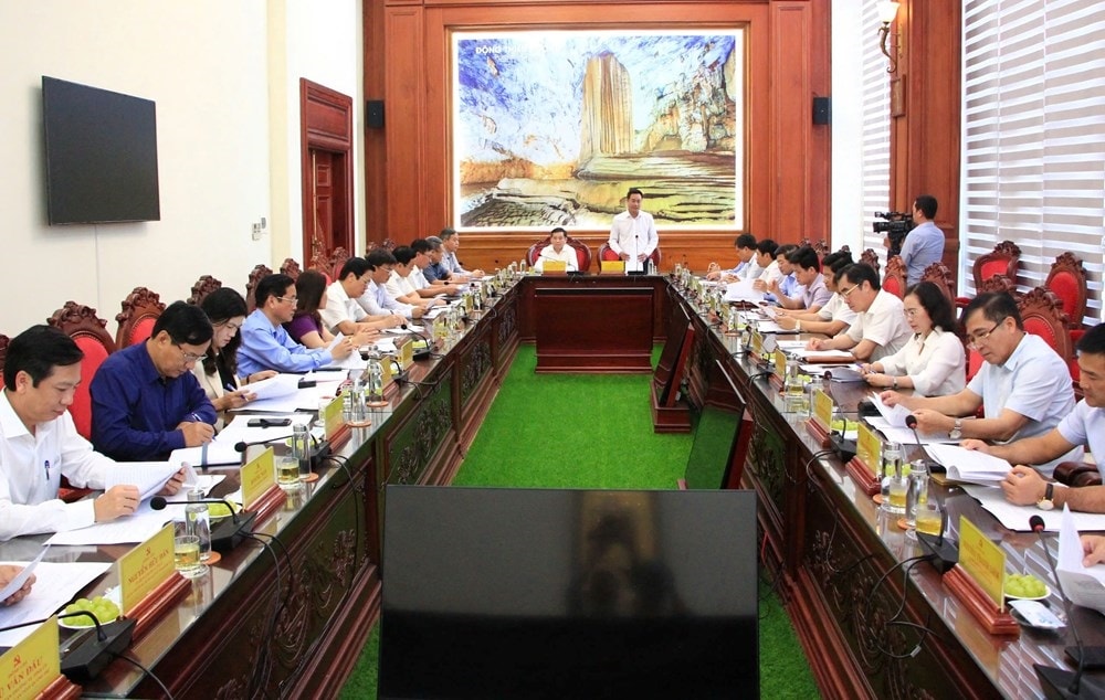 Lãng đạo 2 tỉnh Quảng Bình và Quảng Trị họp, thống nhất phương án bố trí, sắp xếp cán bộ cấp xã sau sáp nhập Lãng đạo 2 tỉnh Quảng Bình và Quảng Trị họp, thống nhất phương án bố trí, sắp xếp cán bộ cấp xã sau sáp nhập