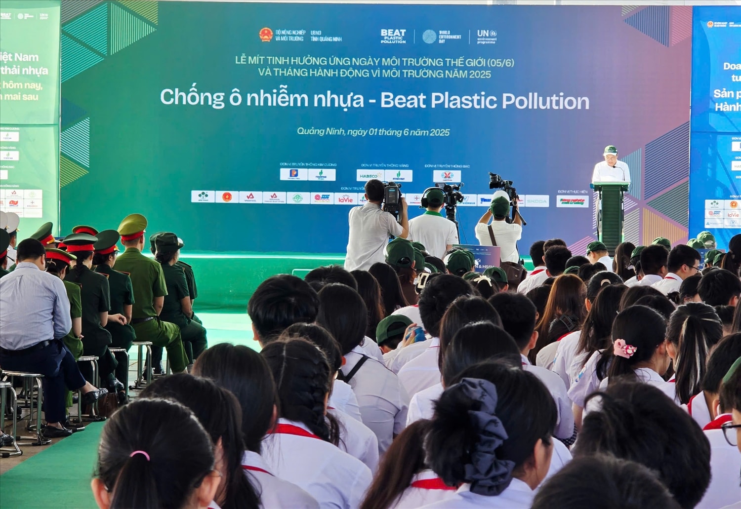 Toàn cảnh Lễ mít tinh hưởng ứng Ngày Môi trường Thế giới 2025