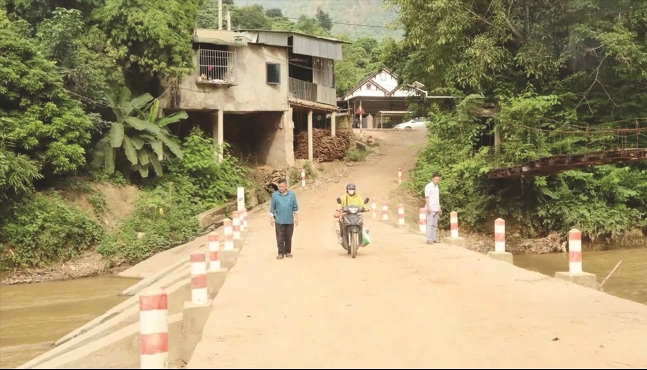 Cây cầu nối liền bản Ỏ và bản Nong Phạ, xã Mường Sai, huyện Sông Mã được đầu tư xây dựng từ nguồn vốn của Chương trình MTQG 1719 Cây cầu nối liền bản Ỏ và bản Nong Phạ, xã Mường Sai, huyện Sông Mã được đầu tư xây dựng từ nguồn vốn của Chương trình MTQG 1719