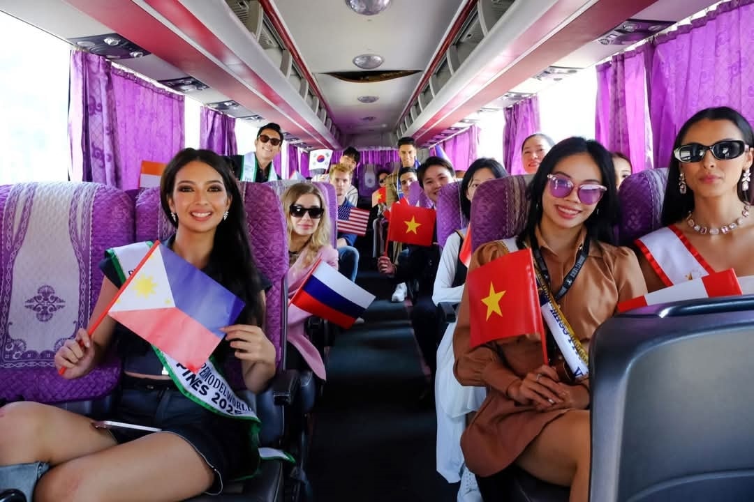 các thí sinh rất thích thú với hành trình trải nghiệm 