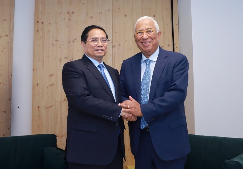 Thủ tướng Chính phủ Phạm Minh Chính gặp Chủ tịch Hội đồng Châu Âu Antonio Costa - Ảnh: VGP/Nhật Bắc