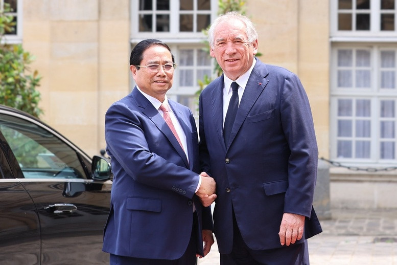 Thủ tướng Phạm Minh Chính và Thủ tướng Pháp Francois Bayrou - Ảnh: VGP/Nhật Bắc Thủ tướng Phạm Minh Chính và Thủ tướng Pháp Francois Bayrou - Ảnh: VGP/Nhật Bắc