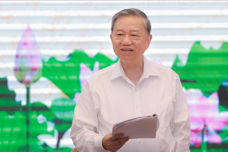 Tổng Bí thư: Ban Tuyên giáo và Dân vận Trung ương đã nhanh chóng ổn định tổ chức bộ máy, tinh gọn biên chế, sắp xếp công tác nội bộ, thể hiện hiệu quả tinh thần 