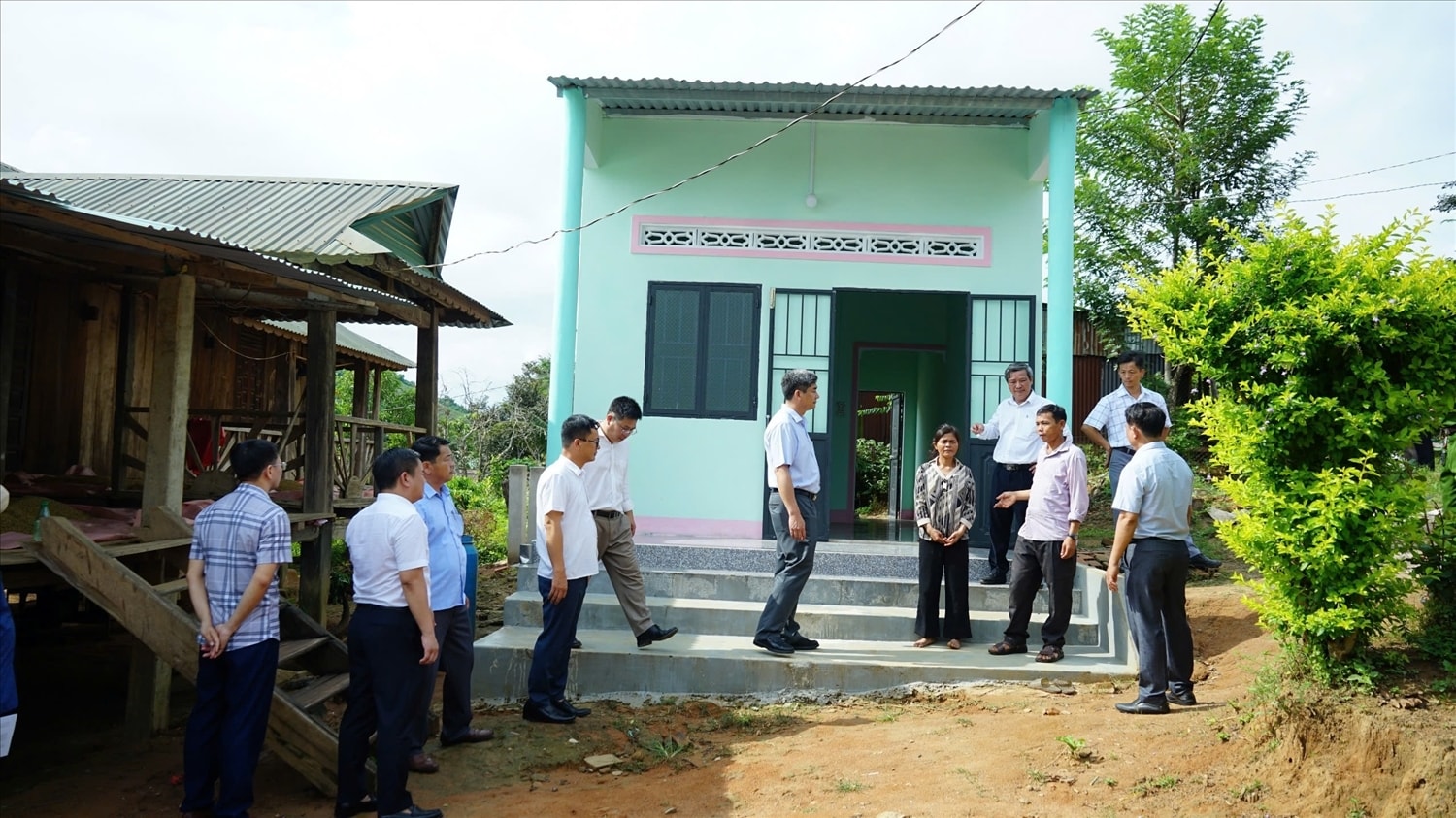 Đoàn công tác của UBDT kiểm tra hỗ trợ nhà ở thuộc Dự án 1, Chương trình MTQG 1719 tại xã Đăk Tơ Ve Đoàn công tác của UBDT kiểm tra hỗ trợ nhà ở thuộc Dự án 1, Chương trình MTQG 1719 tại xã Đăk Tơ Ve