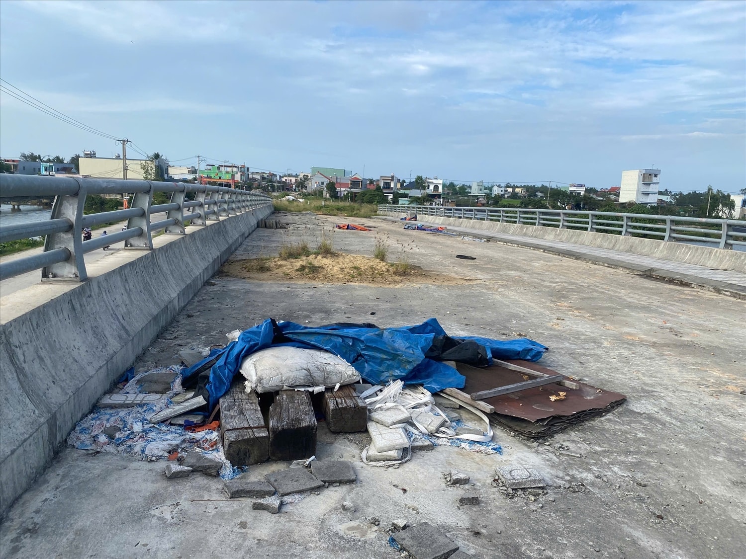 Các dự án treo dai dẳng sẽ gây lãng phí rất lớn.