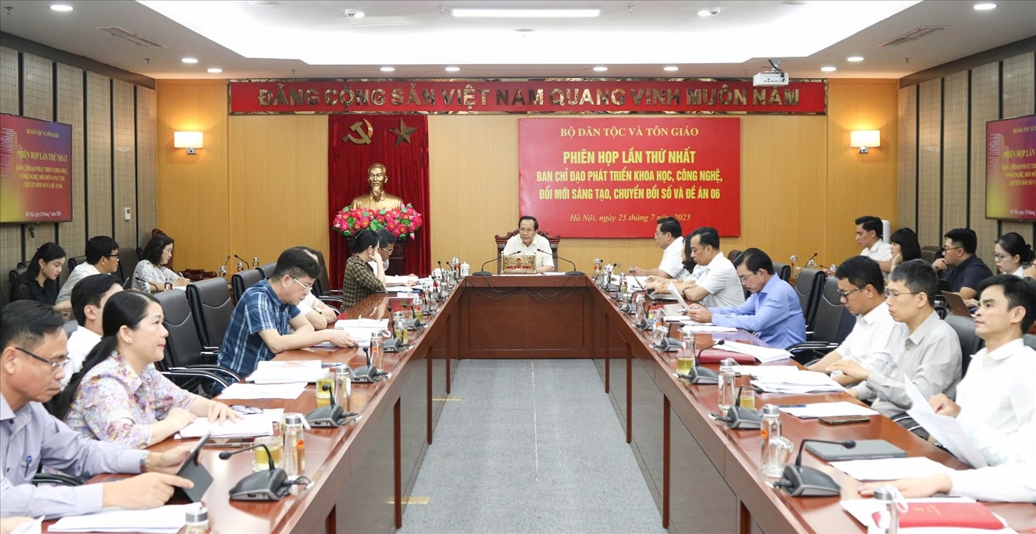Phiên họp thứ nhất của Ban Chỉ đạo có ý nghĩa rất quan trọng để nhận diện vấn đề, đặt nền móng cho việc thực hiện nhiệm vụ giai đoạn tiếp theo Phiên họp thứ nhất của Ban Chỉ đạo có ý nghĩa rất quan trọng để nhận diện vấn đề, đặt nền móng cho việc thực hiện nhiệm vụ giai đoạn tiếp theo