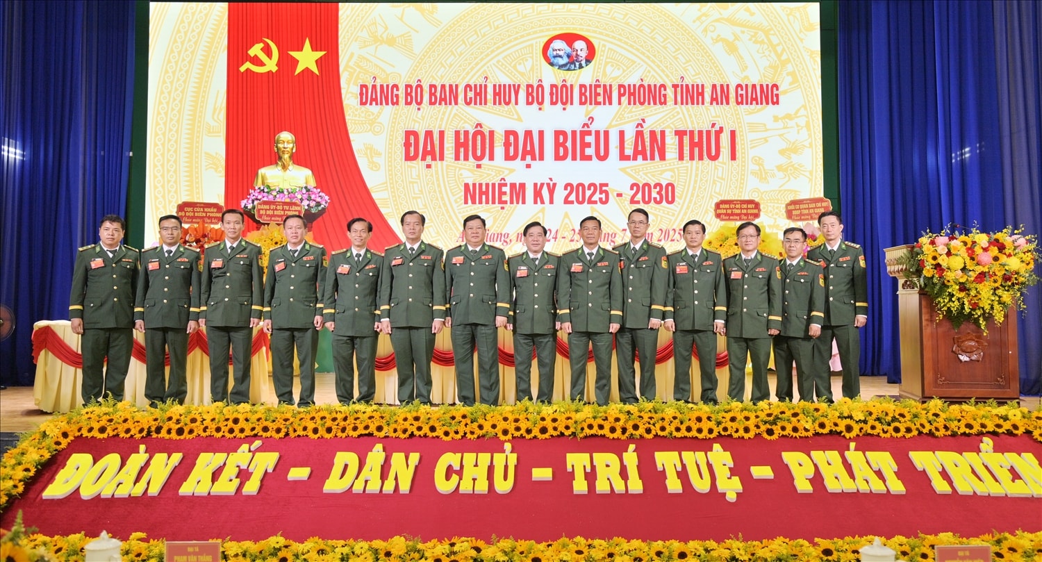 Ban Chấp hành Đảng bộ Ban Chỉ huy Bộ đội Biên phòng tỉnh An Giang nhiệm kỳ 2025-2030. (Ảnh: Tuấn Kiệt)