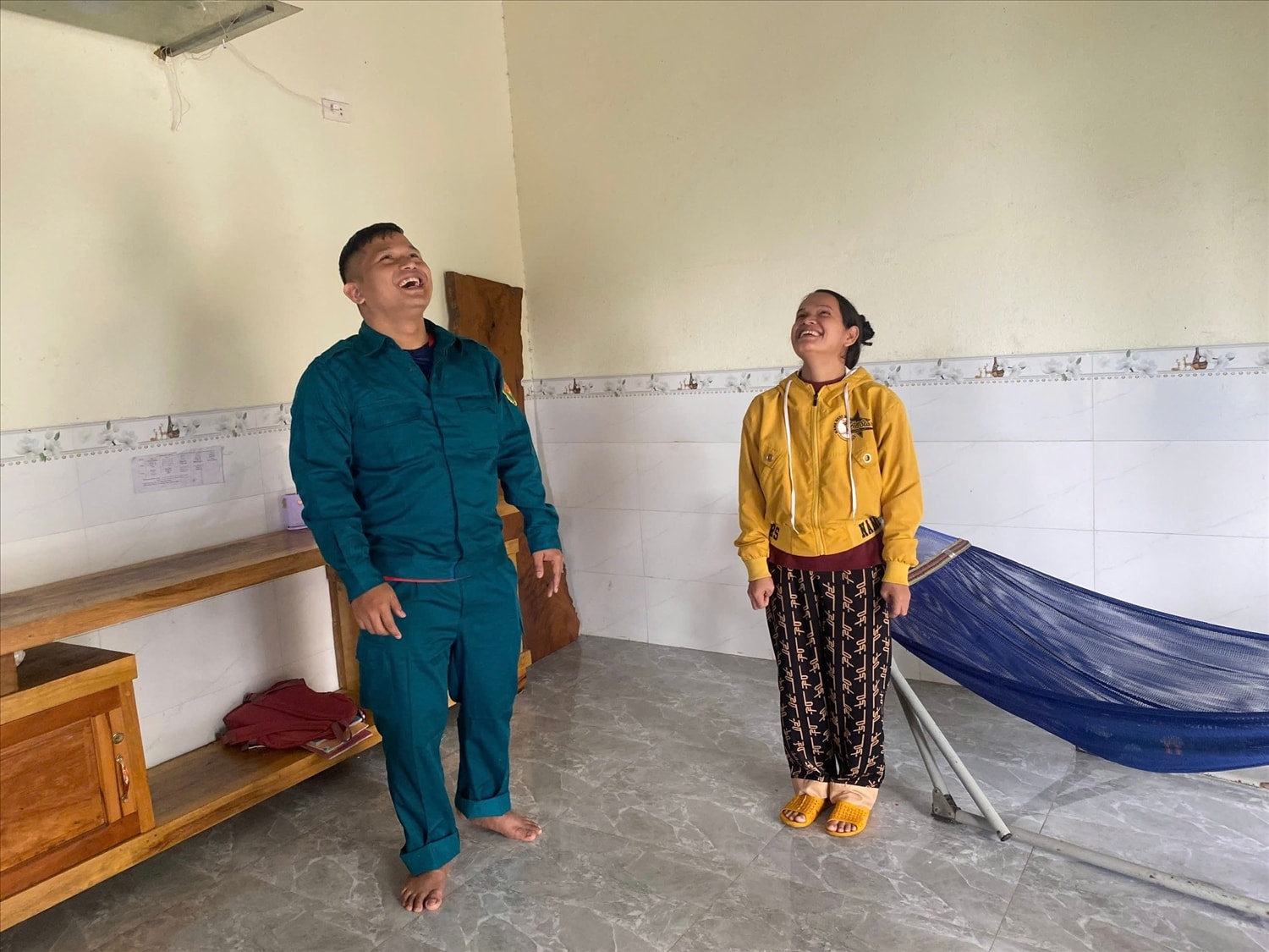 Chị Hồ Thị Bé, xã Trà My, TP. Đà Nẵng được hỗ trợ 60 triệu đồng và vay mượn thêm để xây căn nhà khang trang hơn 200 triệu đồng. (Ảnh: Huy Trường) Chị Hồ Thị Bé, xã Trà My, TP. Đà Nẵng được hỗ trợ 60 triệu đồng và vay mượn thêm để xây căn nhà khang trang hơn 200 triệu đồng. (Ảnh: Huy Trường)