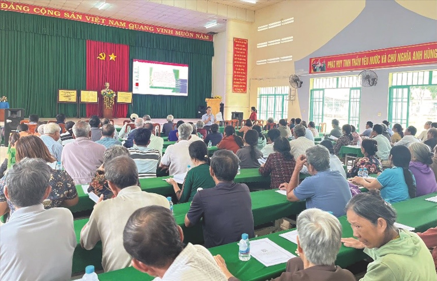 Hội nghị tuyên truyền, phổ biến pháp luật do Sở Dân tộc và Tôn giáo tỉnh tổ chức tháng 4/2025 tại xã Xuân Tây, huyện Cẩm Mỹ (nay thuộc xã Xuân Đông, tỉnh Đồng Nai)