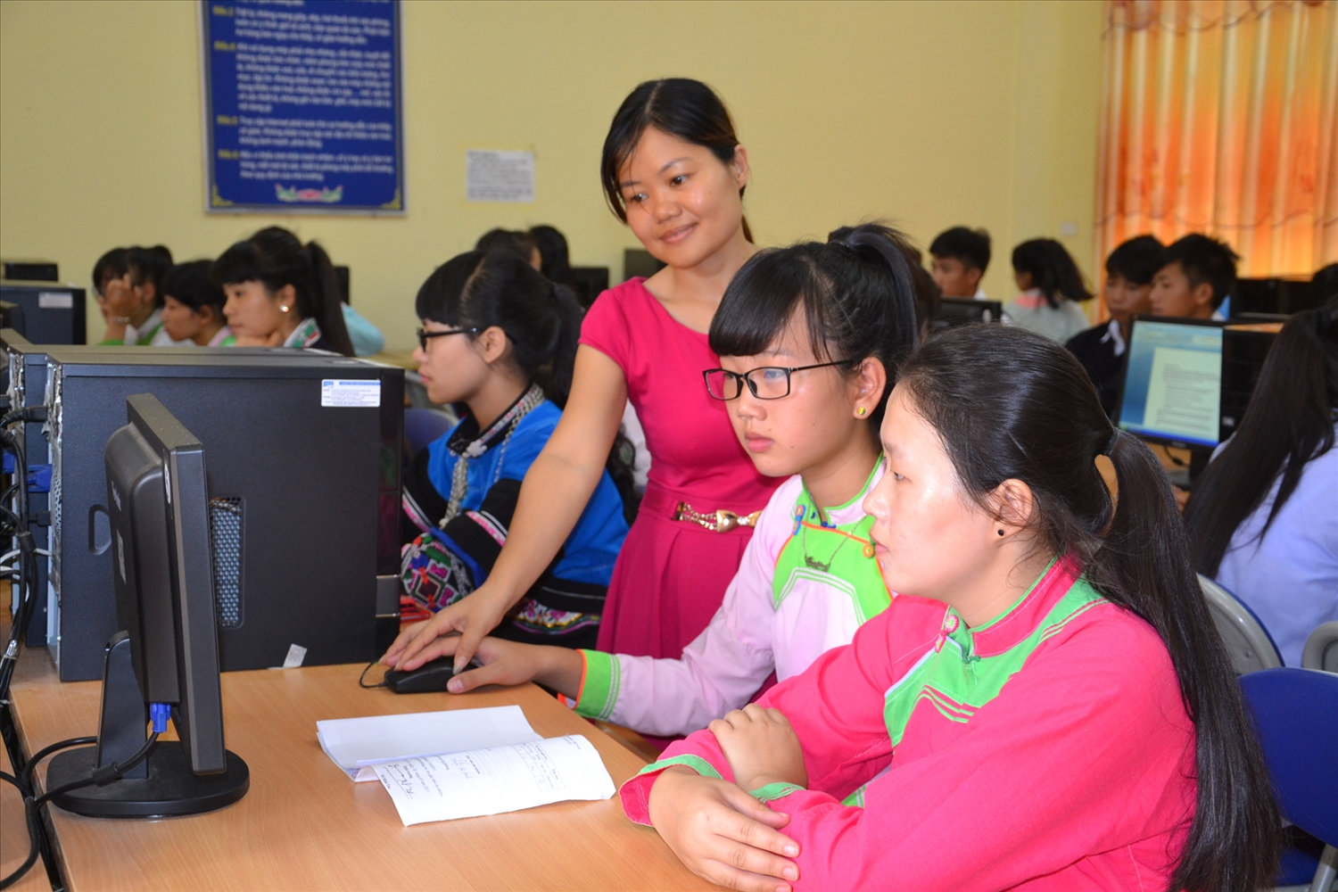 Việc đầu tư xây dựng trường học tại các xã biên giới  góp phần nâng cao chất lượng giáo dục ở vùng cao (Ảnh - Trọng Bảo))