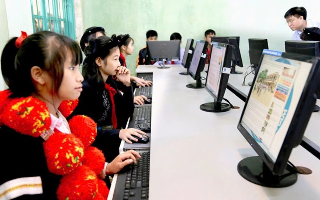Dự kiến môn Tin học sẽ thành môn bắt buộc trong chương trình bồi dưỡng kiến thức văn hóa của học sinh các trường dự bị đại học