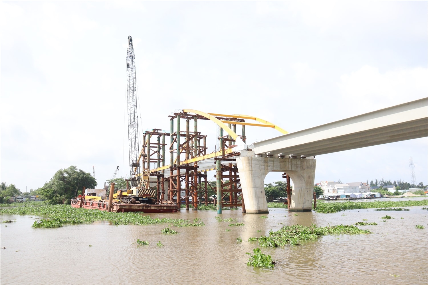 Dự án đi qua tỉnh Kiên Giang (nay là tỉnh An Giang) dài 45,3km. 