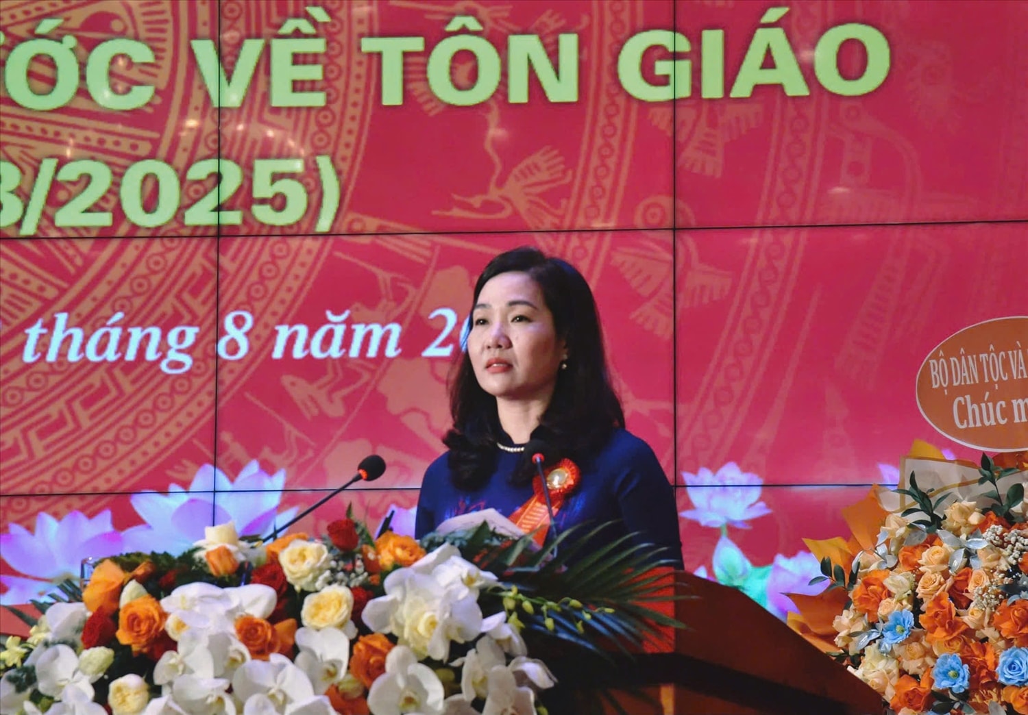 Phó Chủ tịch UBND tỉnh Quảng Ninh Nguyễn Thị Hạnh phát biểu chỉ đạo tại Lễ kỷ niệm 70 năm ngày truyền thống ngành Quản lý nhà nước về tôn giáo