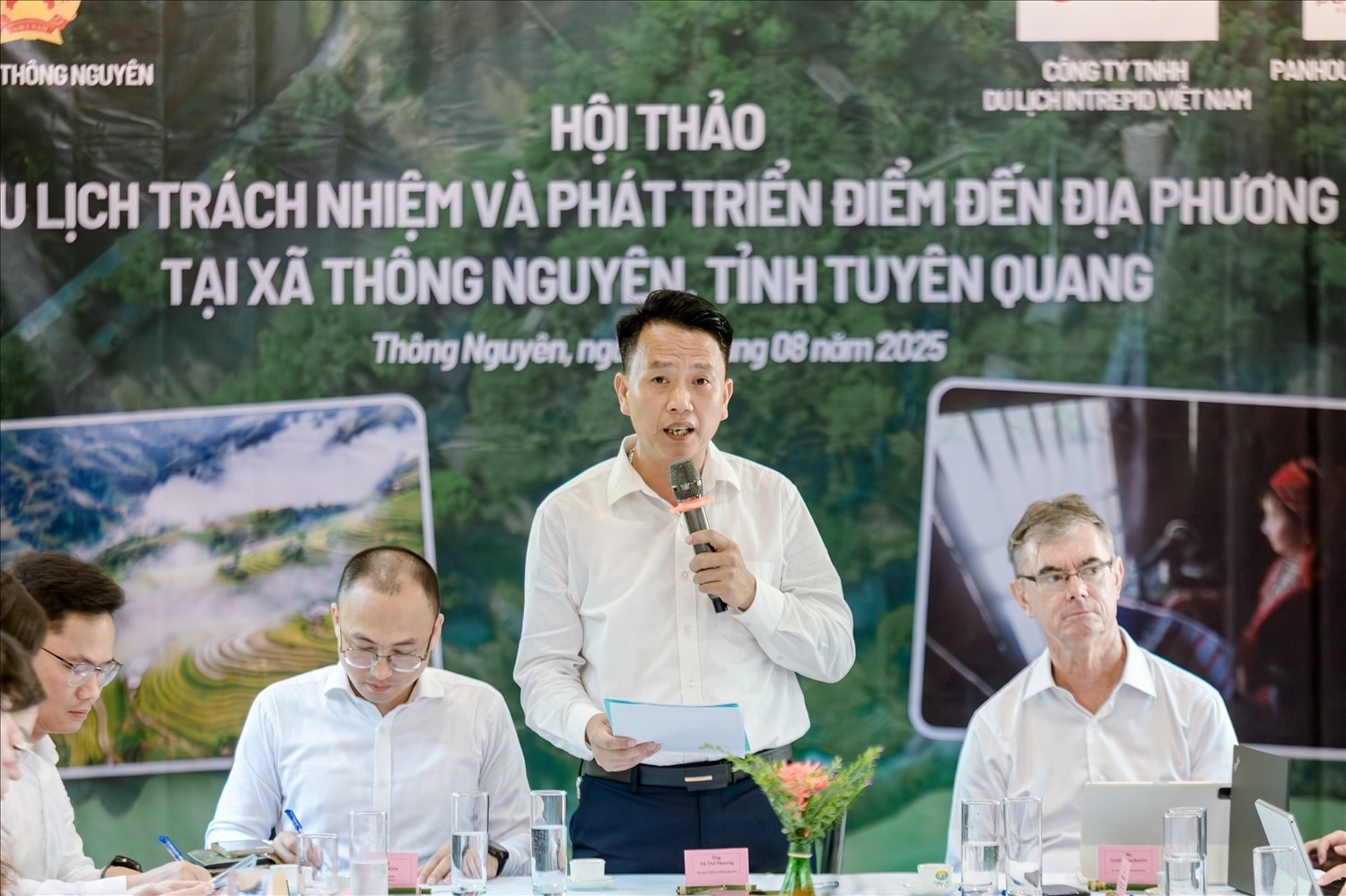 Ông Vũ Thế Phương – Chủ tịch UBND xã Thông Nguyên chia sẻ ý kiến tại Hội thảo và Lễ ký kết - Ảnh Vũ Mừng Ông Vũ Thế Phương – Chủ tịch UBND xã Thông Nguyên chia sẻ ý kiến tại Hội thảo và Lễ ký kết - Ảnh Vũ Mừng