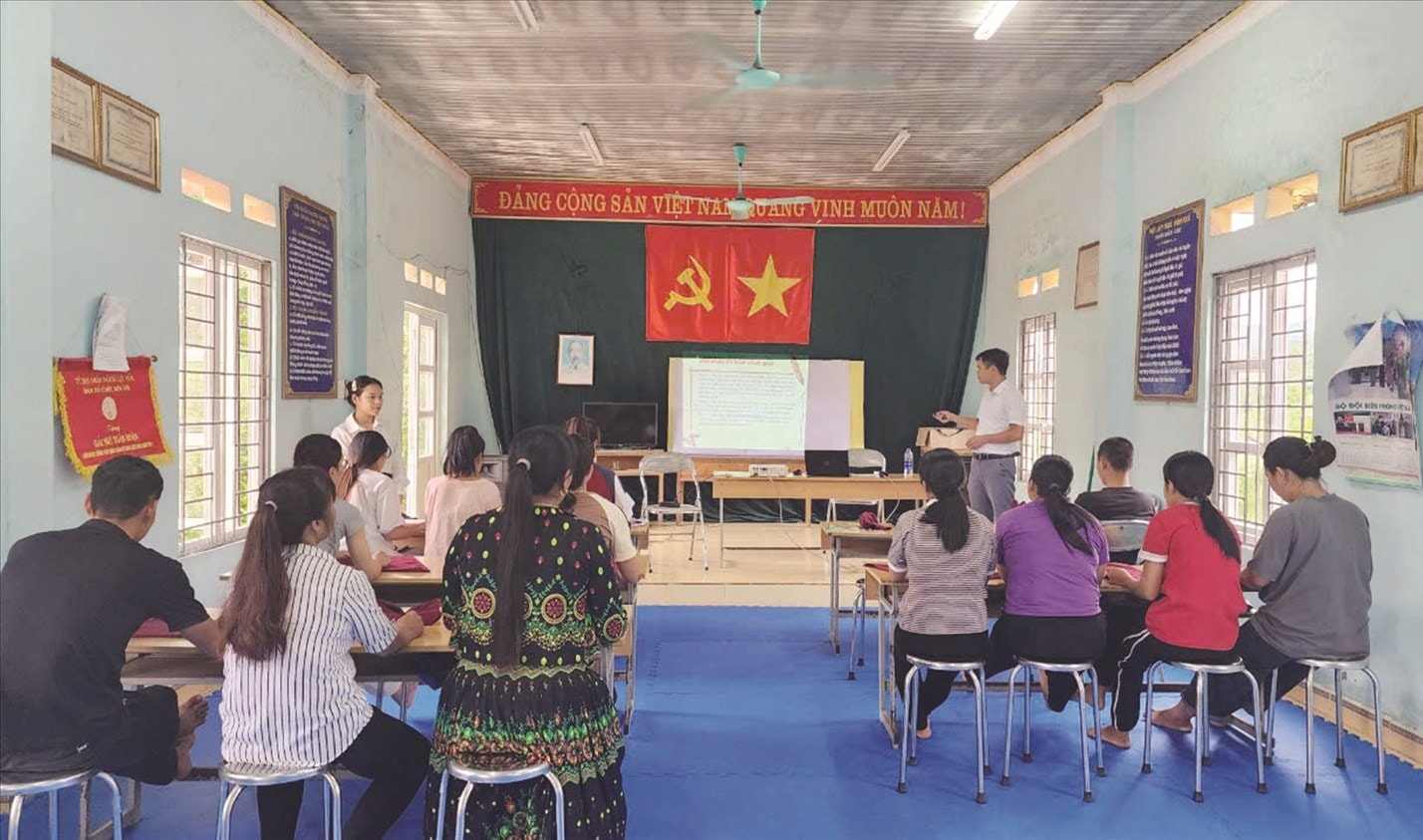 Một lớp nghiệp vụ du lịch được tổ chức tại xã Lục Hồn Một lớp nghiệp vụ du lịch được tổ chức tại xã Lục Hồn