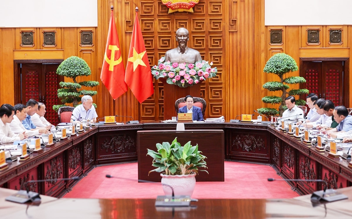 Thủ tướng gợi mở, cho ý kiến về một số nội dung cụ thể trong tổ chức Triển lãm - Ảnh: VGP/Nhật Bắc Thủ tướng gợi mở, cho ý kiến về một số nội dung cụ thể trong tổ chức Triển lãm - Ảnh: VGP/Nhật Bắc