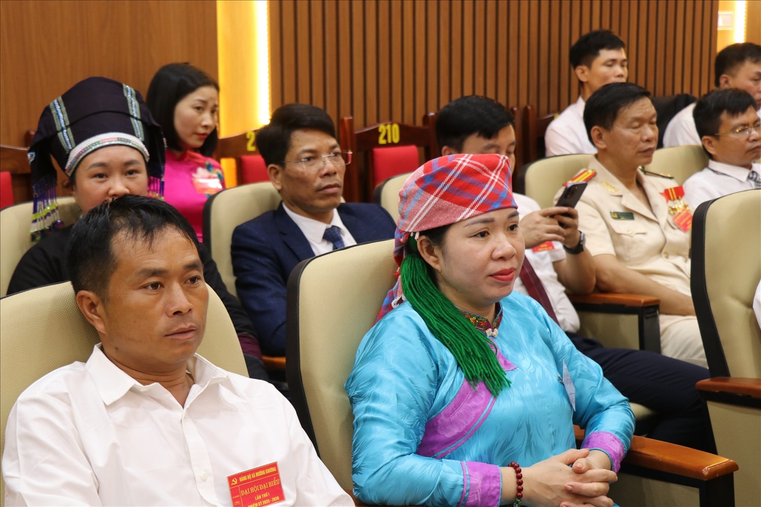 Các đại biểu dự đại hội (ảnh Trọng Bảo)