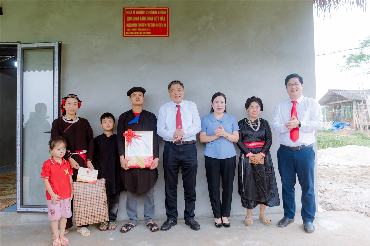 Căn nhà mới của hộ gia đình anh Lý Bằng được xây dựng từ nguồn vốn hỗ trợ thuộc Chương trình MTQG 1719