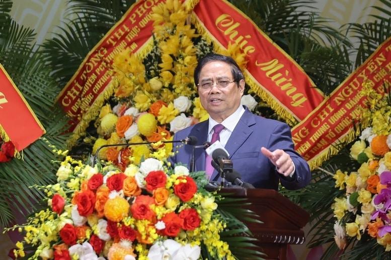 Thủ tướng lưu ý phường Tây Hồ có định hướng quy hoạch và tầm nhìn dài hạn về phát triển cơ sở hạ tầng... - Ảnh: VGP/Nhật Bắc