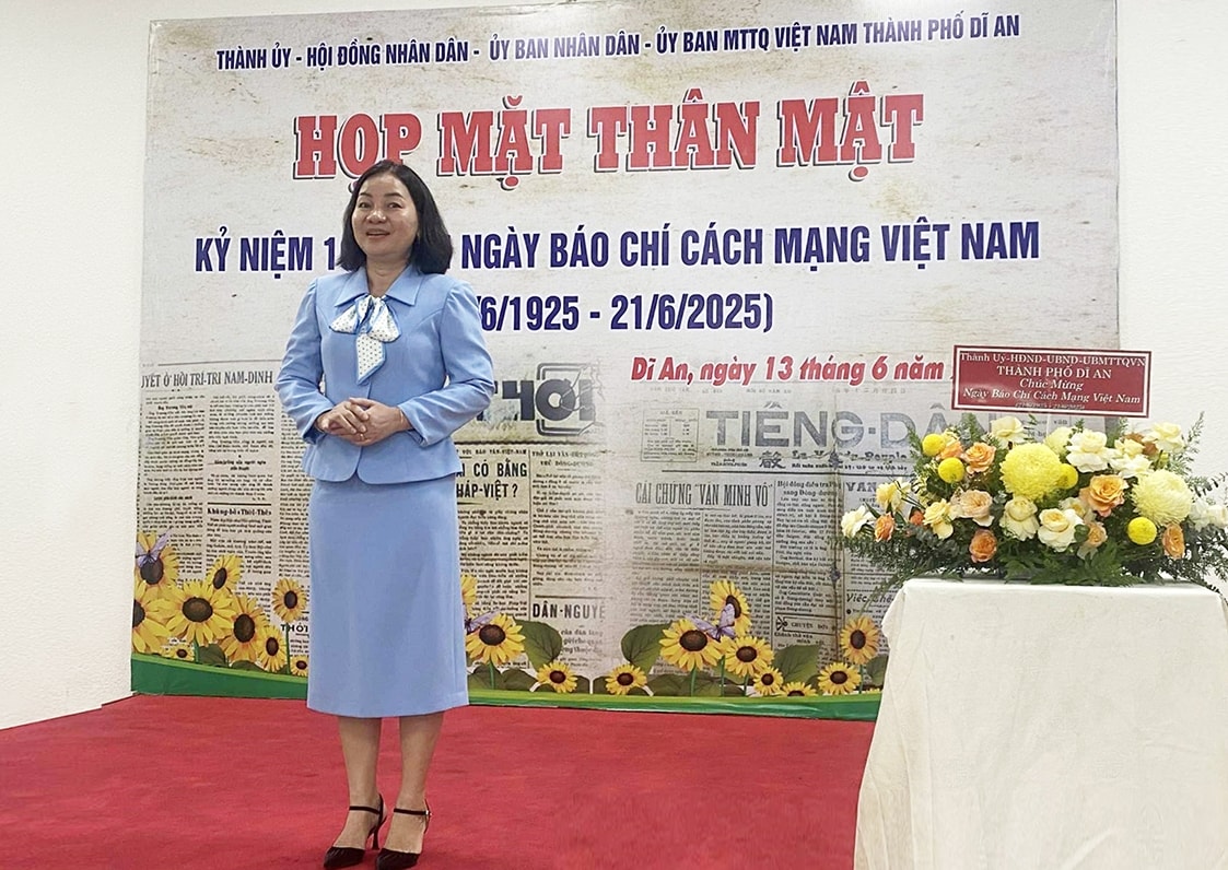 Bà Trương Thị Bích Hạnh - Phó Chủ tịch thường trực Ủy ban Mặt trận Tổ quốc Việt Nam TP.HCM, được chỉ định làm Bí thư Đảng ủy