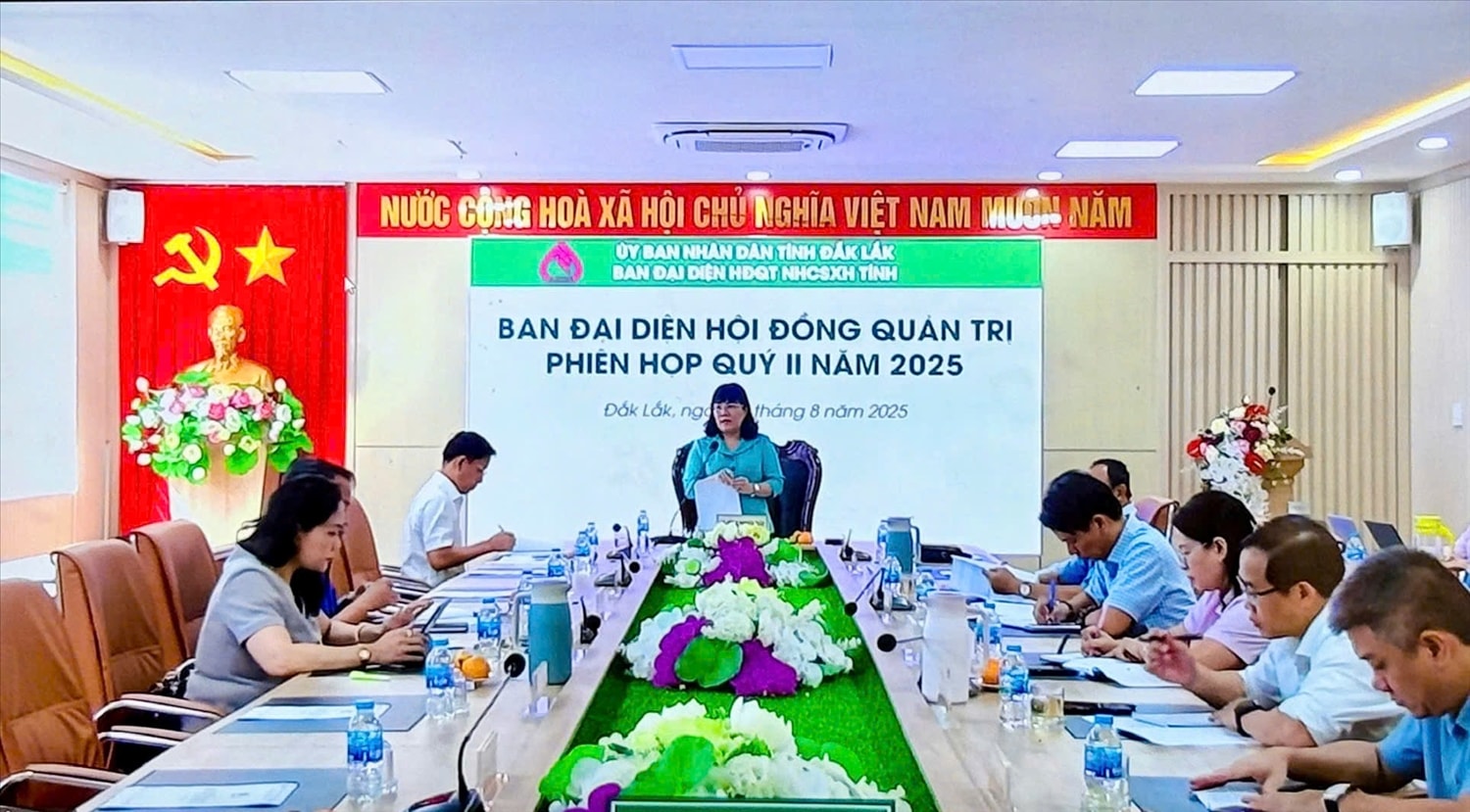 Phó chủ tịch Thường trực UBND tỉnh-Trưởng Ban đại diện Hội đồng quản trị NHCSXH tỉnh Đắk Lắk Hồ Thị Nguyên Thảo chủ trì phiên họp Ban đại diện Hội đồng quản trị quý II năm 2025