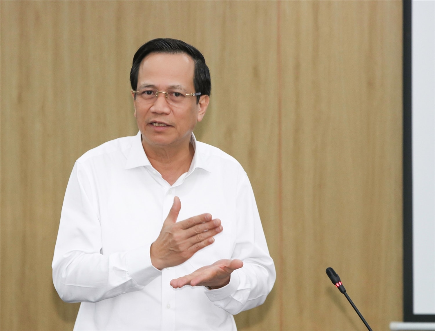 Bộ trưởng Bộ Dân tộc và Tôn Giáo Đào Ngọc Dung phát biểu kết luận cuộc họp- Ảnh: Tuấn Ninh