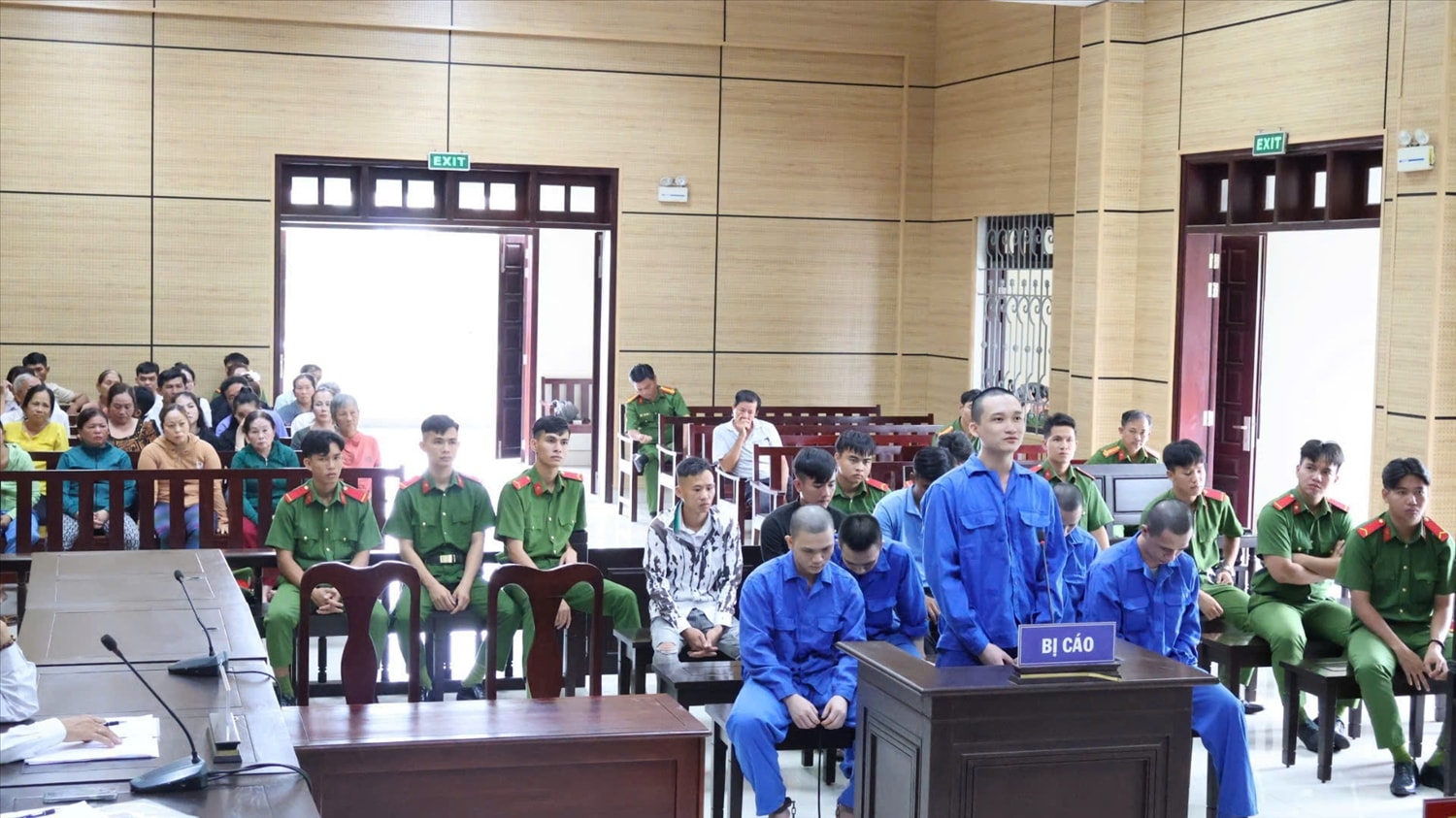 Các bị cáo tại tòa