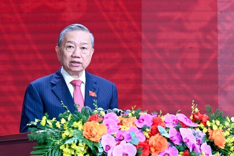Tổng Bí thư Tô Lâm nhấn mạnh, lễ kỷ niệm 80 năm Ngày truyền thống CAND Việt Nam và 20 năm Ngày hội Toàn dân bảo vệ an ninh Tổ quốc là dịp để Đảng, Nhà nước và nhân dân bày tỏ lòng biết ơn sâu sắc, tri ân chân thành đối với cống hiến to lớn, hy sinh thầm lặng mà hiển hách của CAND - Ảnh: VGP/Nhật Bắc
